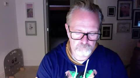 girlsandbikes online show from 03.17.26