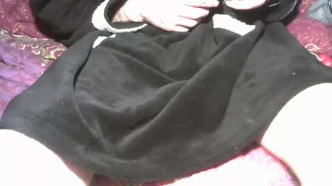 lovegirlscallme online show from 11.18.25