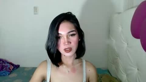 Divine online show from 09.10.25