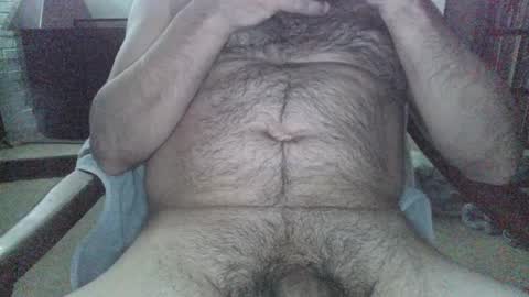 Snapshot of girthyhunguy chatting on 01.30.25 girthyhunguy online show from 01.30.25