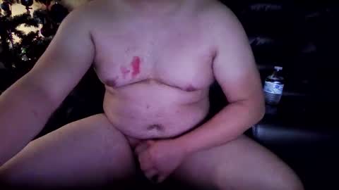 Snapshot of girthysausage904344 chatting on 12.18.24 GirthySausage online show from 12.18.24