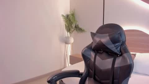 giselle_anelise online show from 03.22.26