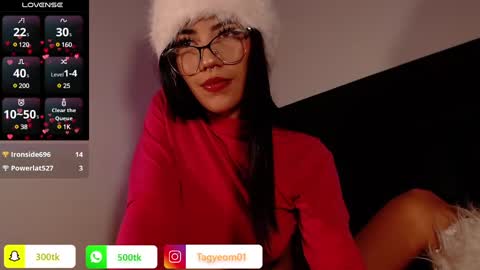 Snapshot of giselleblare chatting on 01.07.25 giselleblare online show from 01.07.25