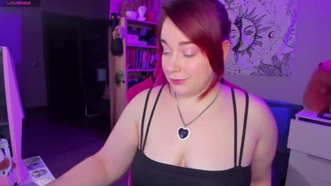 Snapshot of gitera_ chatting on 01.30.25 AlexaMillis online show from 01.30.25