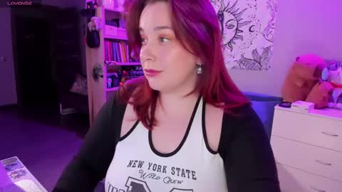 Snapshot of gitera_ chatting on 02.14.25 AlexaMillis online show from 02.14.25