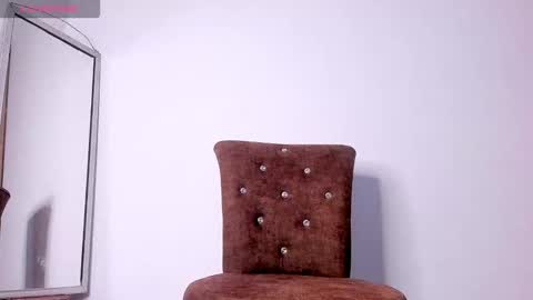 GiuliaCash online show from 10.18.25