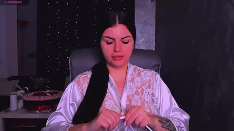 Giulia online show from 11.11.25