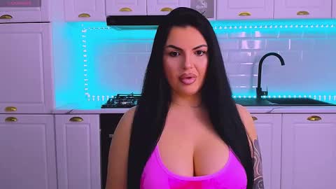 Giulia online show from 03.23.26