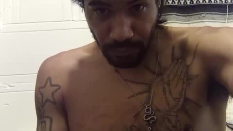 Snapshot of givemesomethinggood69 chatting on 01.31.25 givemesomethinggood69 online show from 01.31.25