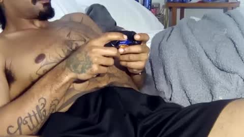 Snapshot of givemesomethinggood69 chatting on 02.24.25 givemesomethinggood69 online show from 02.24.25