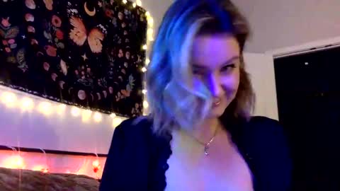 givemesweetdreams online show from 12.27.24