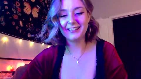 givemesweetdreams online show from 03.04.25