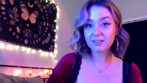 givemesweetdreams online show from 03.11.25
