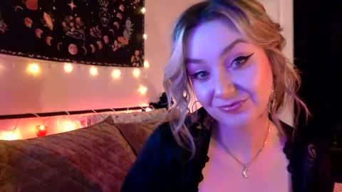 givemesweetdreams online show from 09.11.25