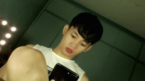 givemethrillx online show from 04.08.26