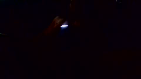 Snapshot of givr6inches chatting on 12.15.24 e-Bizl online show from 12.15.24