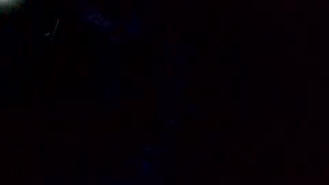 Snapshot of givr6inches chatting on 10.18.25 e-Bizl online show from 10.18.25