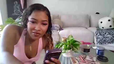 gizellegen online show from 04.12.26