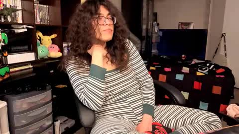 glaceon9 online show from 11.07.25