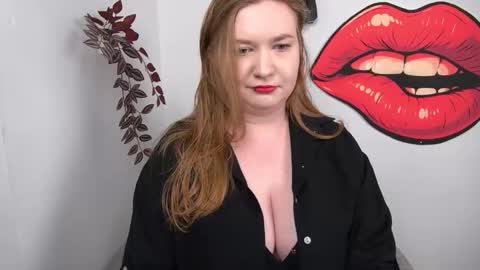 Snapshot of glamorousnikki chatting on 02.16.26 Nikki online show from 02.16.26