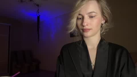 glamour_rogue online show from 12.18.25