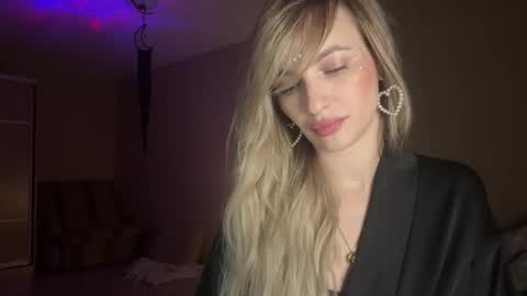 glamour_rogue online show from 12.21.25