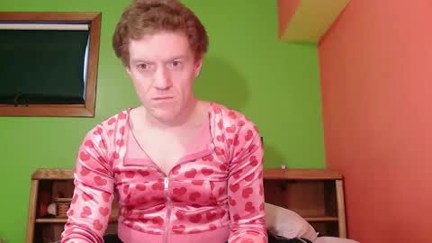 glam trans goddess online show from 02.24.26