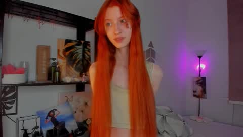 Snapshot of glassrift chatting on 11.23.25 Elice online show from 11.23.25