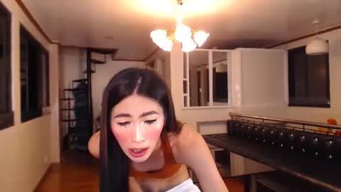 gleiahong online show from 10.29.25