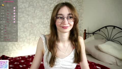 Snapshot of glennabardy chatting on 01.08.25 Sandra online show from 01.08.25