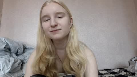 Laura online show from 04.04.26