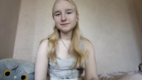 Laura online show from 04.15.26