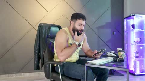 Matthew .. for short call me Matt online show from 12.02.24