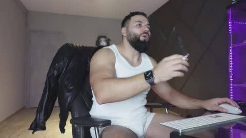 Snapshot of glennmasters chatting on 02.09.26 Matthew .. for short call me Matt online show from 02.09.26