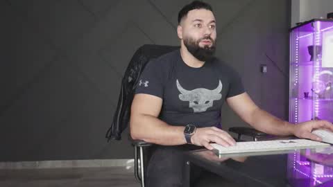 Snapshot of glennmasters chatting on 02.20.26 Matthew .. for short call me Matt online show from 02.20.26