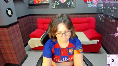 glimmer_goddesss online show from 10.02.25