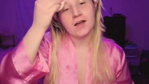 Glitch online show from 02.05.26