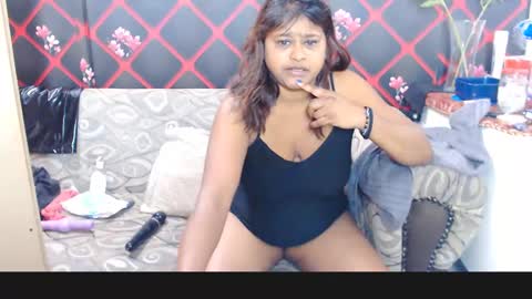 glitter candy online show from 01.12.25