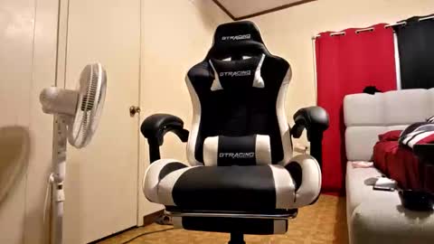 glomightyj online show from 01.16.26