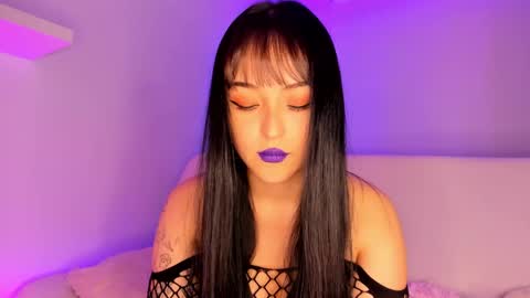 Mimi online show from 12.26.24