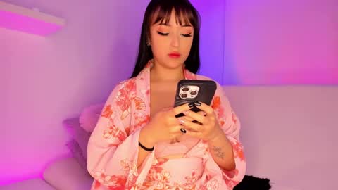 Mimi online show from 01.14.25