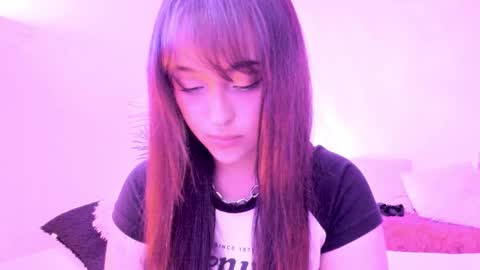 Mimi online show from 12.17.25