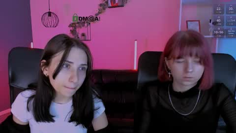 Snapshot of gloria_bubble chatting on 04.19.26 your dream online show from 04.19.26