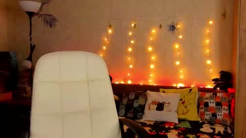 Gloria Wood online show from 12.23.24