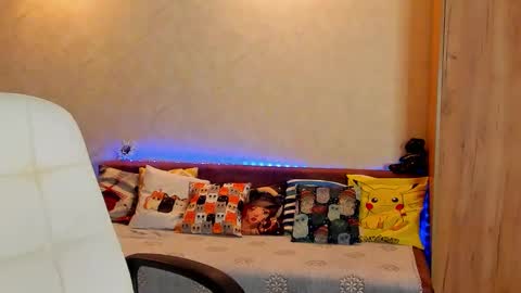 Gloria Wood online show from 01.26.25