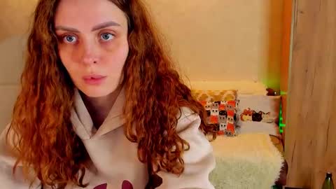 Gloria Wood online show from 02.23.25