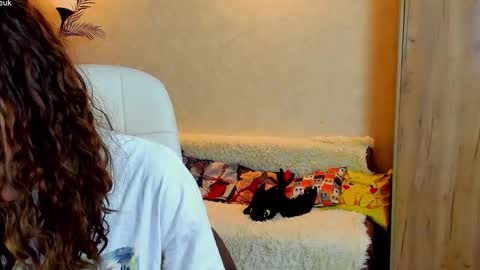 Gloria Wood online show from 11.13.25