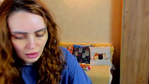 Gloria Wood online show from 04.06.26