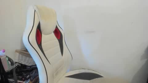 gloss___ online show from 09.22.25