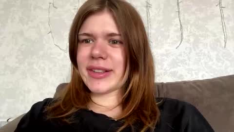Snapshot of glossy_girl_1 chatting on 05.31.26 Roxy online show from 05.31.26